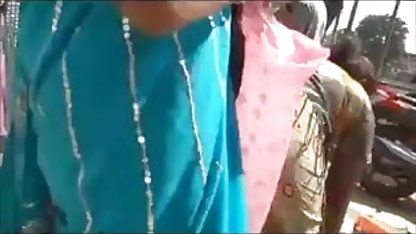 बड़े काले लिंग के सेक्स फिल्म मूवी लिए सुनहरे बालों वाली