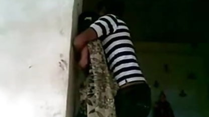 क्रूर आदमी प्यार करता है ठाठ कारों और अमेरिकन सेक्स फिल्म गर्म टुकड़ों