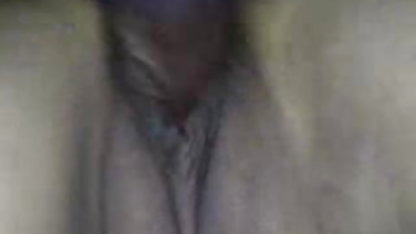 गर्म लड़की के साथ मुंडा भोजपुरी वीडियो सेक्सी फिल्म किट्टी masturbates