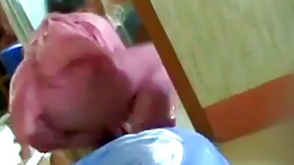तूफानी सेक्स में एक बॉलीवुड मूवी सेक्स जकूज़ी