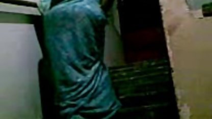 मालिश और सेक्स के साथ गर्म सुनहरे बालों वाली बॉलीवुड सेक्सी फिल्म