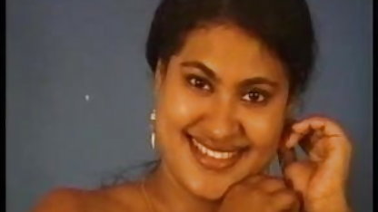 सुनहरे बालों वाली masturbates हिंदी पिक्चर हिंदी पिक्चर सेक्सी पर शौचालय