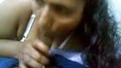परिपक्व सुनहरे बालों वाली साबित होता है सेक्सी सी फिल्म वह एक धमाके में सेक्स