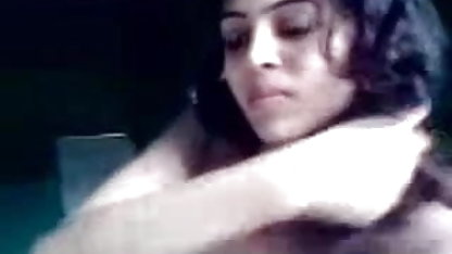 Kiera वाइल्ड हिंदुस्तानी सेक्स फिल्म प्रस्तुत पर कैमरा