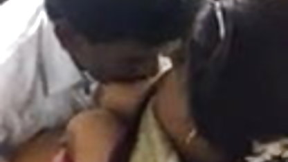 घूमने के सेक्सी मूवी वीडियो में लिए आया और लड़की को shagned