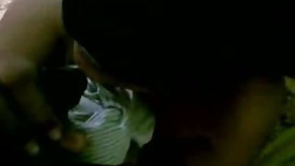 सोफिया के पिछवाड़े में खुद को Fingerite सेक्सी मूवी वीडियो में