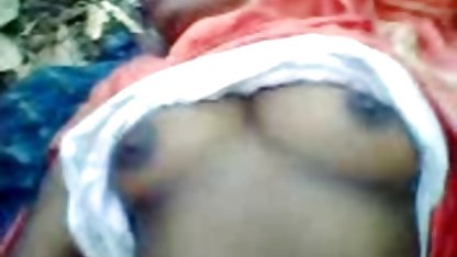 तीन लोग सेक्सी फुल मूवी वीडियो में पर एक वेश्या
