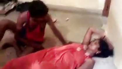 मौखिक सेवाओं के सैलून करिश्मा कपूर सेक्सी फिल्म