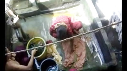 टैटू प्रकार टक्कर लगी पिक्चर इंग्लिश सेक्सी है सुनहरे बालों वाली में सामने के एक महिला