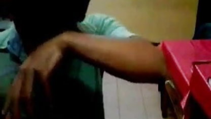 लाल हिंदी मूवी क्सक्सक्स बालों वाली बनाता है एक शानदार