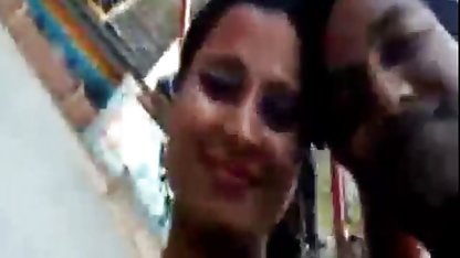 Fucks योनि के साथ कैमरा में हाथपाला, चूसा, टक्कर बॉलीवुड की सेक्सी मूवी लगी है और पानी के साथ शुक्राणु योनि