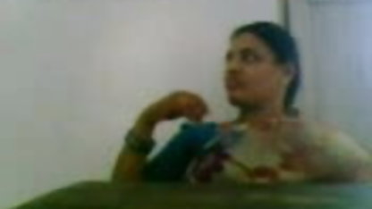 Allie शेविंग सेक्सी मूवी वीडियो सेक्सी मूवी the वेजाइना और लेग्स में the बातरूम